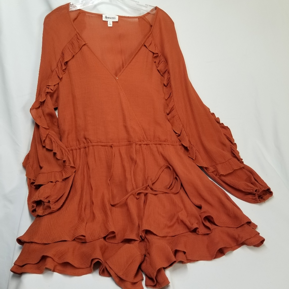 & Merci Woman SzL Romper Ruffle Long Sleeve Drawstring Waist V Neck Burnt Orange